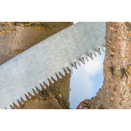 VERTO Ágvágó fűrész, fűrészlap: 350mm, 7 TPI, övre csatolható védőtokkal 15G101