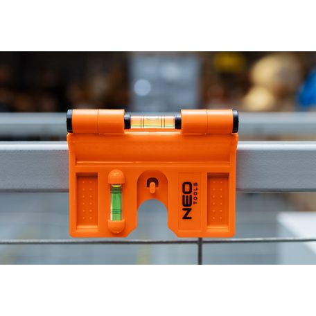 NEO TOOLS Oszlopvízmérték, állítható mágneses szárak, 3 libella 71-003