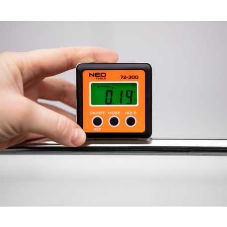 NEO TOOLS Digitális szögmérő és dőlésmérő 72-300