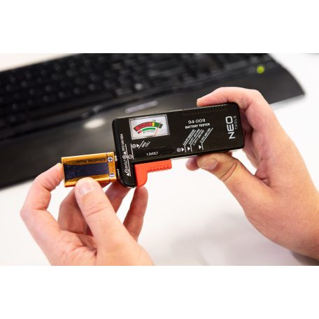 NEO TOOLS Akkumulátor és elemteszter, 1,5-9V-ig 94-009