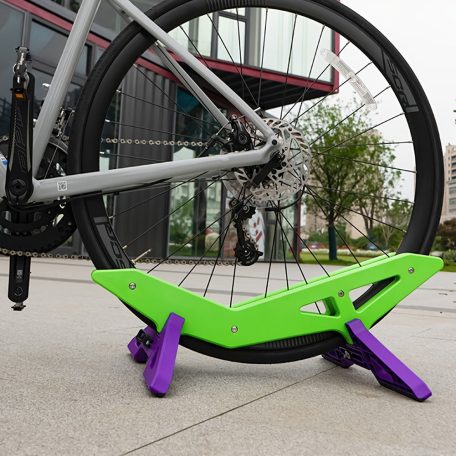 Állítható kerékpár parkoló állvány - Tartós műanyag, padlóra szerelhető kiállító állvány országúti és hegyi kerékpárokhoz biztonságos lábtámasz segítségével Zöld / Lila