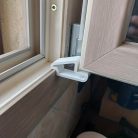 4 db ajtó- és ablakütköző készlet erős műanyag ütközésgátlóval és sínzárral Kék